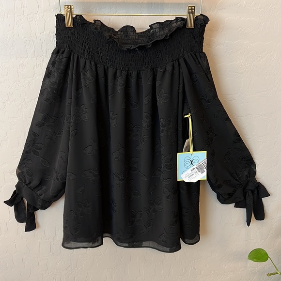 CeCe off shoulder jacquard blouse in black,elastic top ruching,tie sleeves,NWT,L - Picture 4 of 11